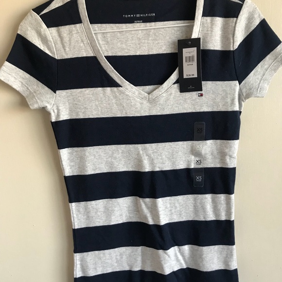 Top - Picture 2 of 3